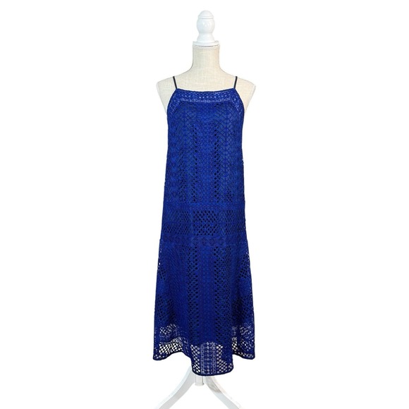 Vince Dresses & Skirts - VINCE SLEEVELESS CROCHET LACE SILK LINED  MIDI DRESS SZ 4 BLUE Classy City